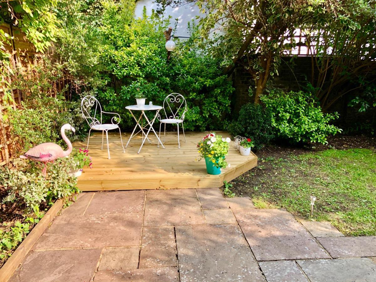 Charming Cottage & Garden - Central Brighton! Luaran gambar